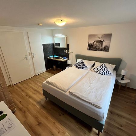 Gaestehaus Am Hafen 미르스부르크 외부 사진