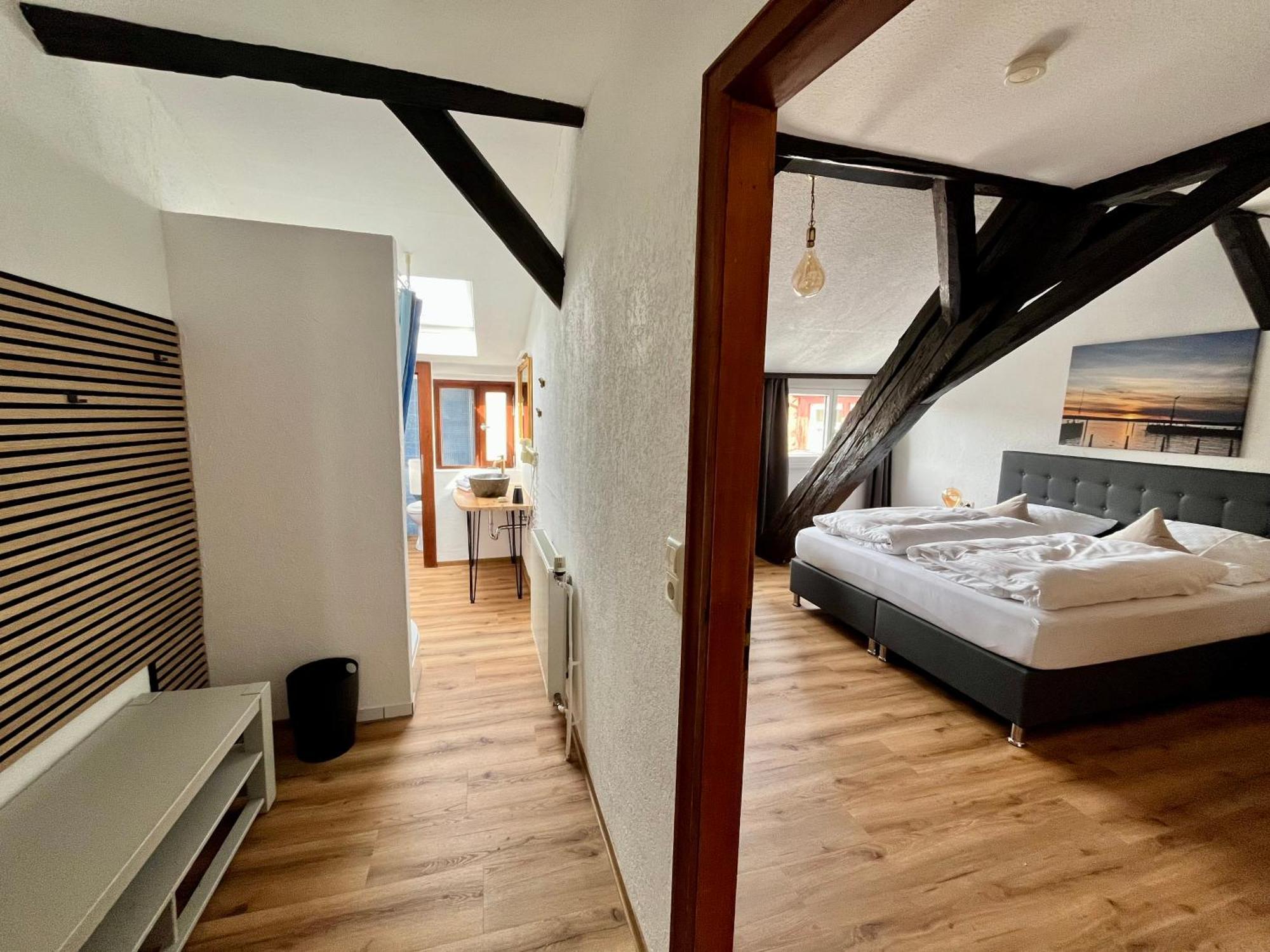 Gaestehaus Am Hafen 미르스부르크 외부 사진